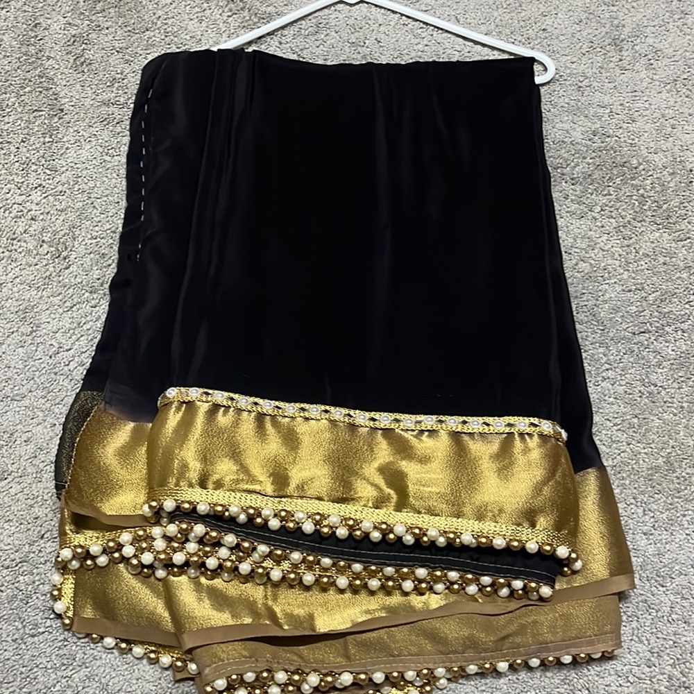 Black Saree